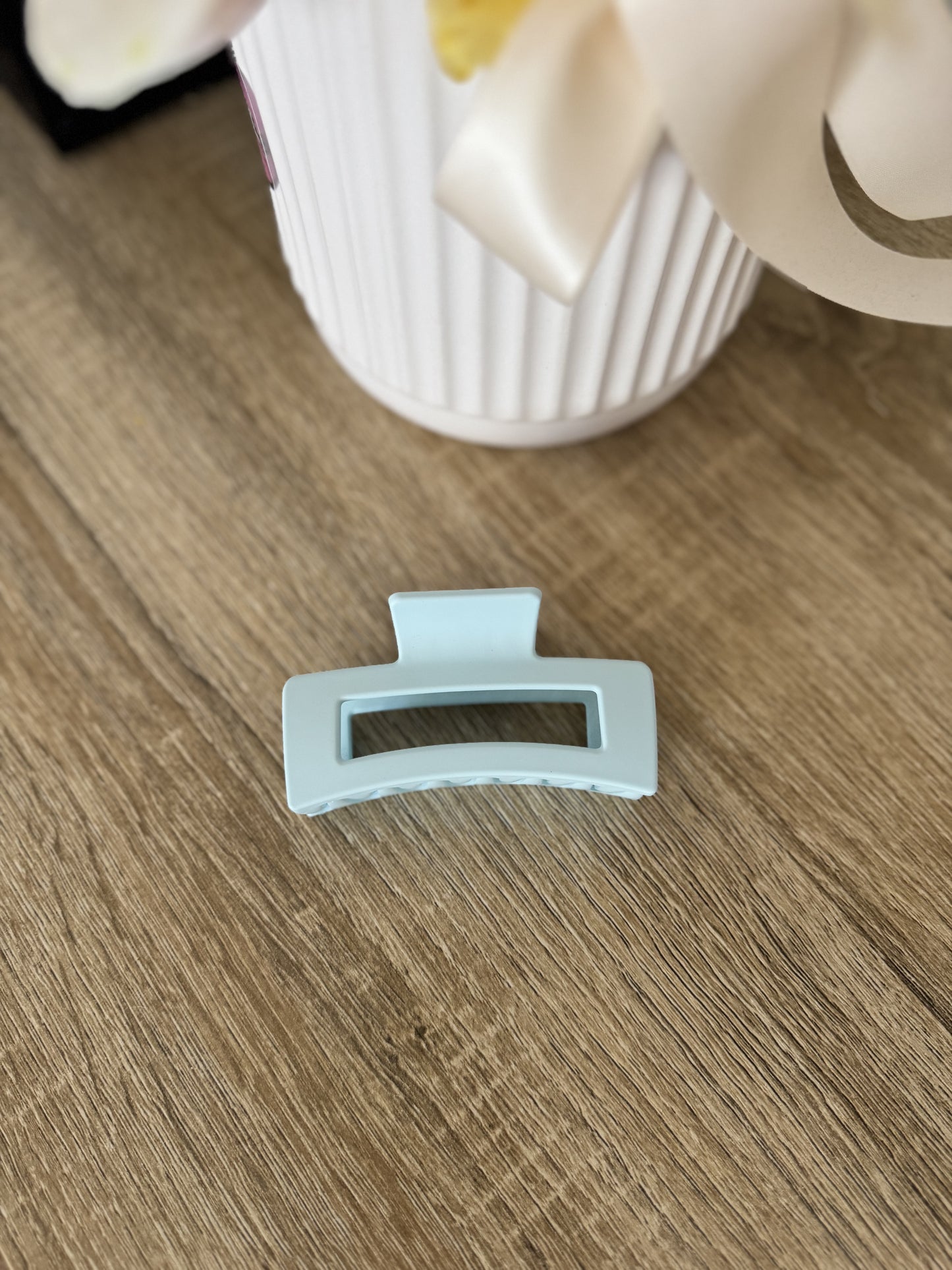 Baby Blue Claw-Clip