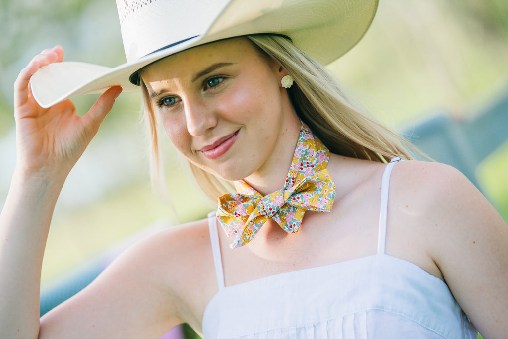 Country Blossom Neck Tie