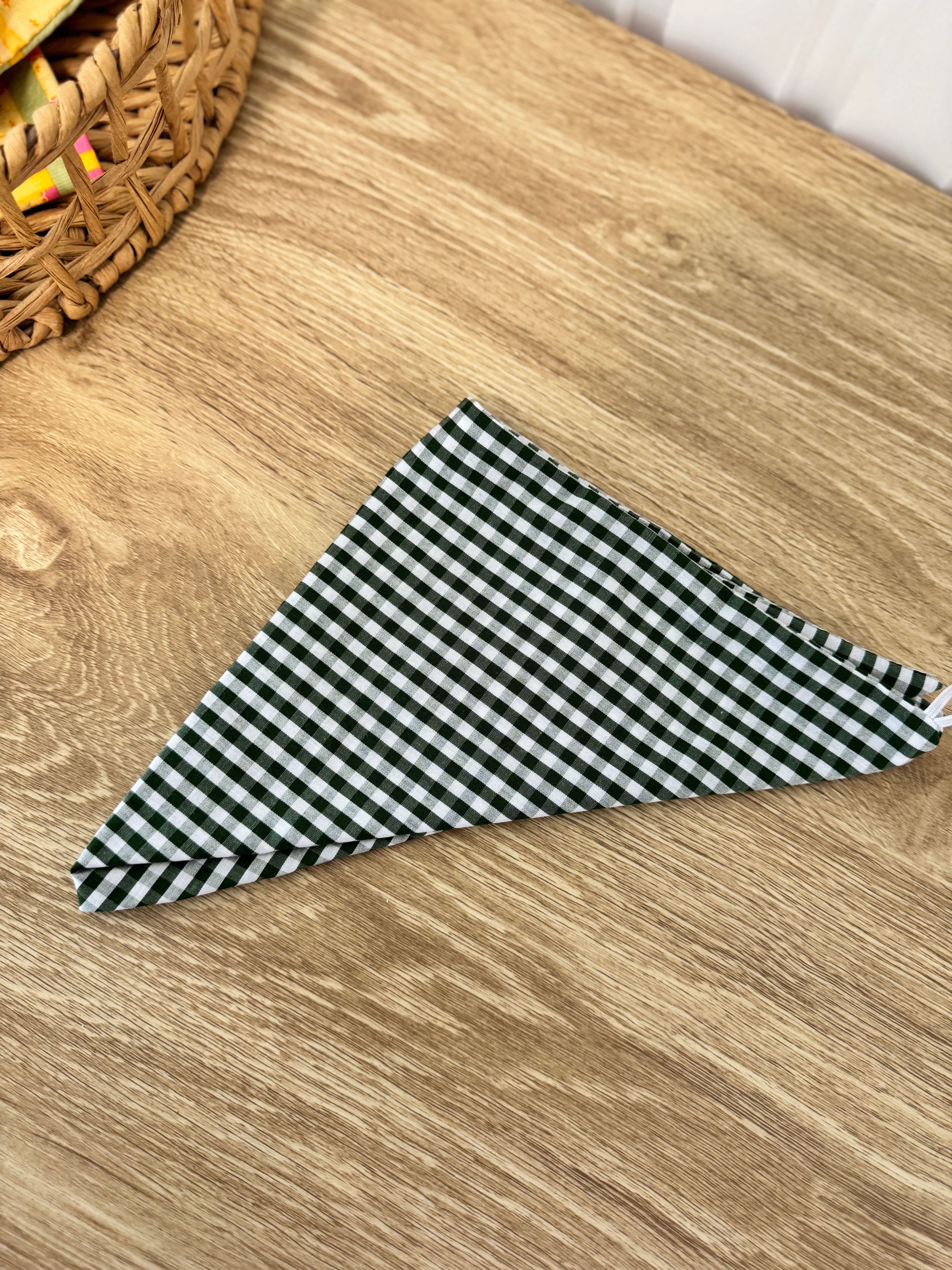 Bush Picnic Neck Scarves