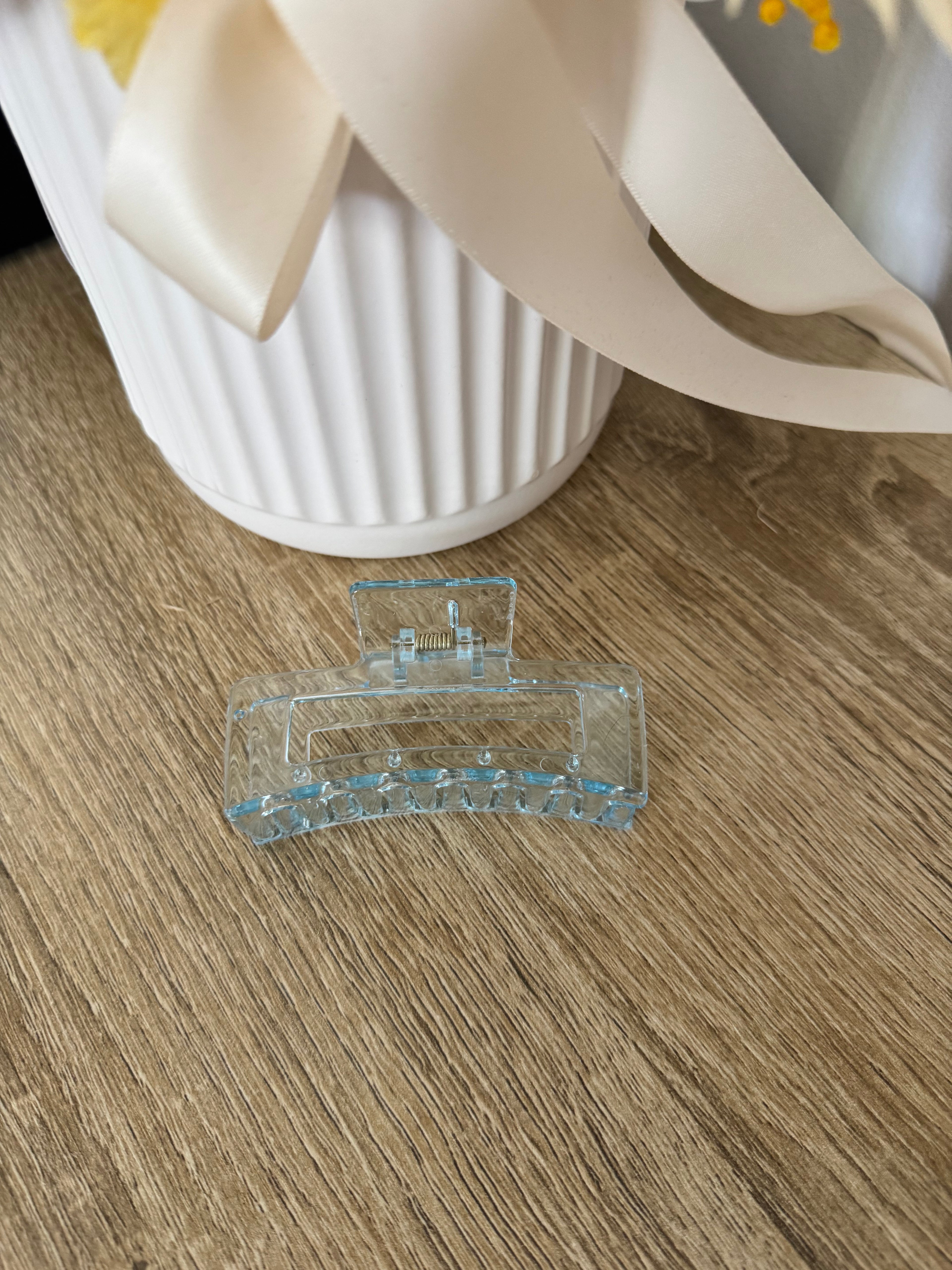 Clear Blue Claw-Clip