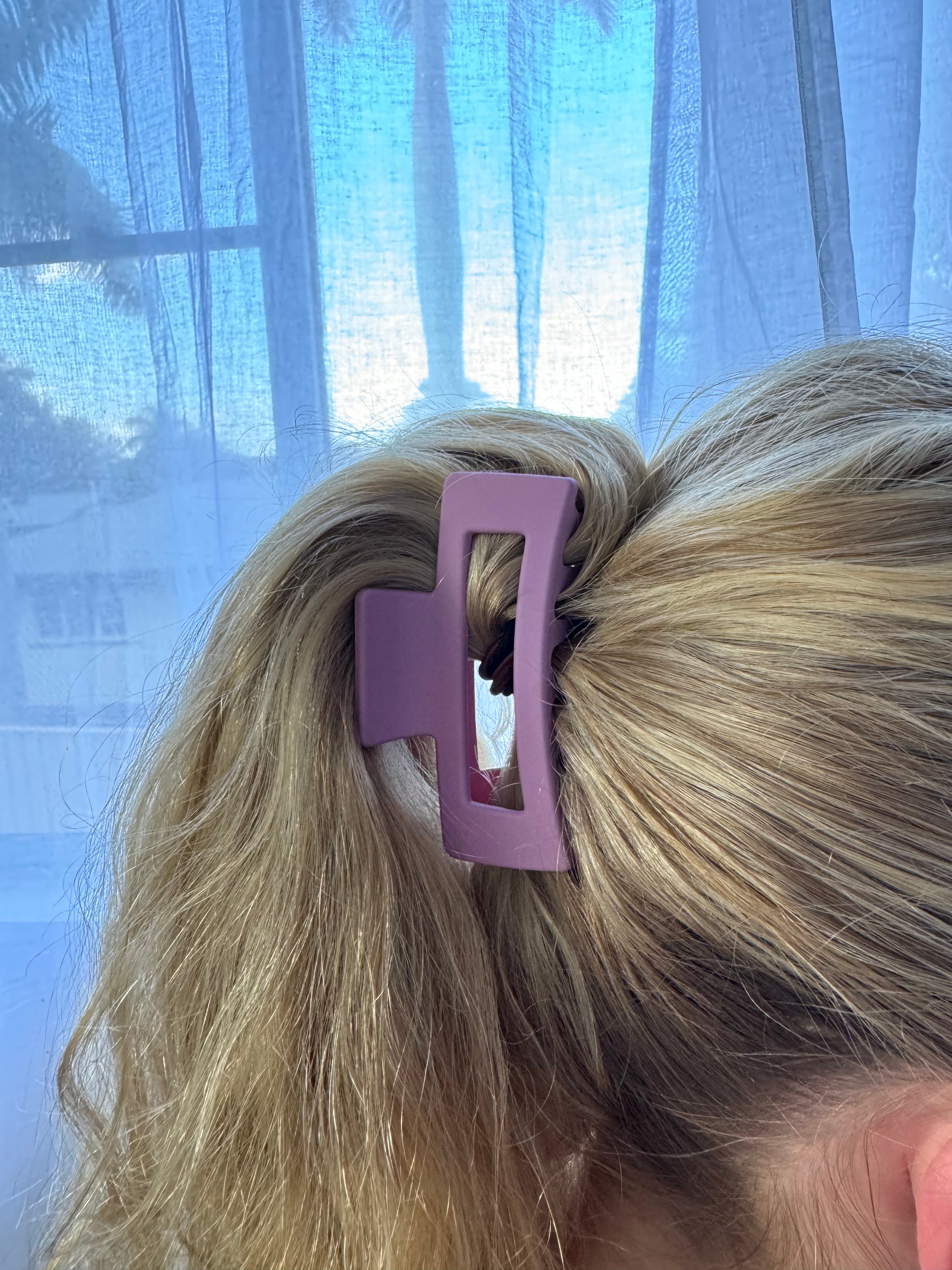 Mid Purple Claw-Clip