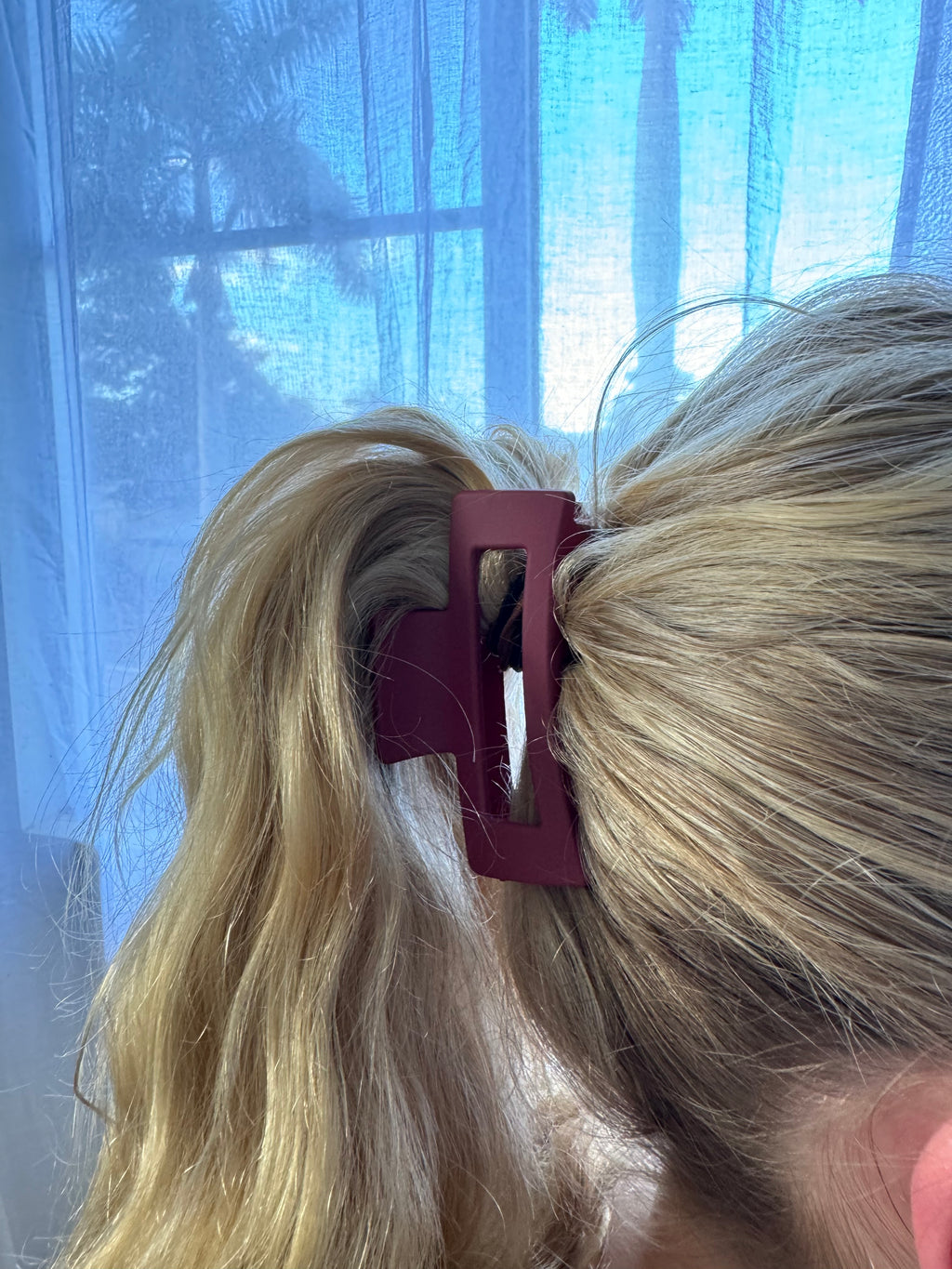 Dark Magenta Claw-Clip