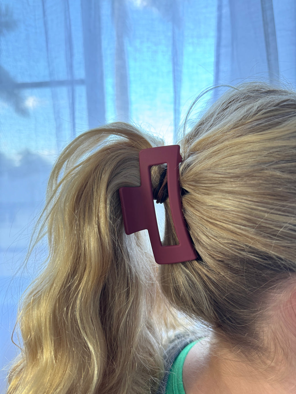 Dark Magenta Claw-Clip