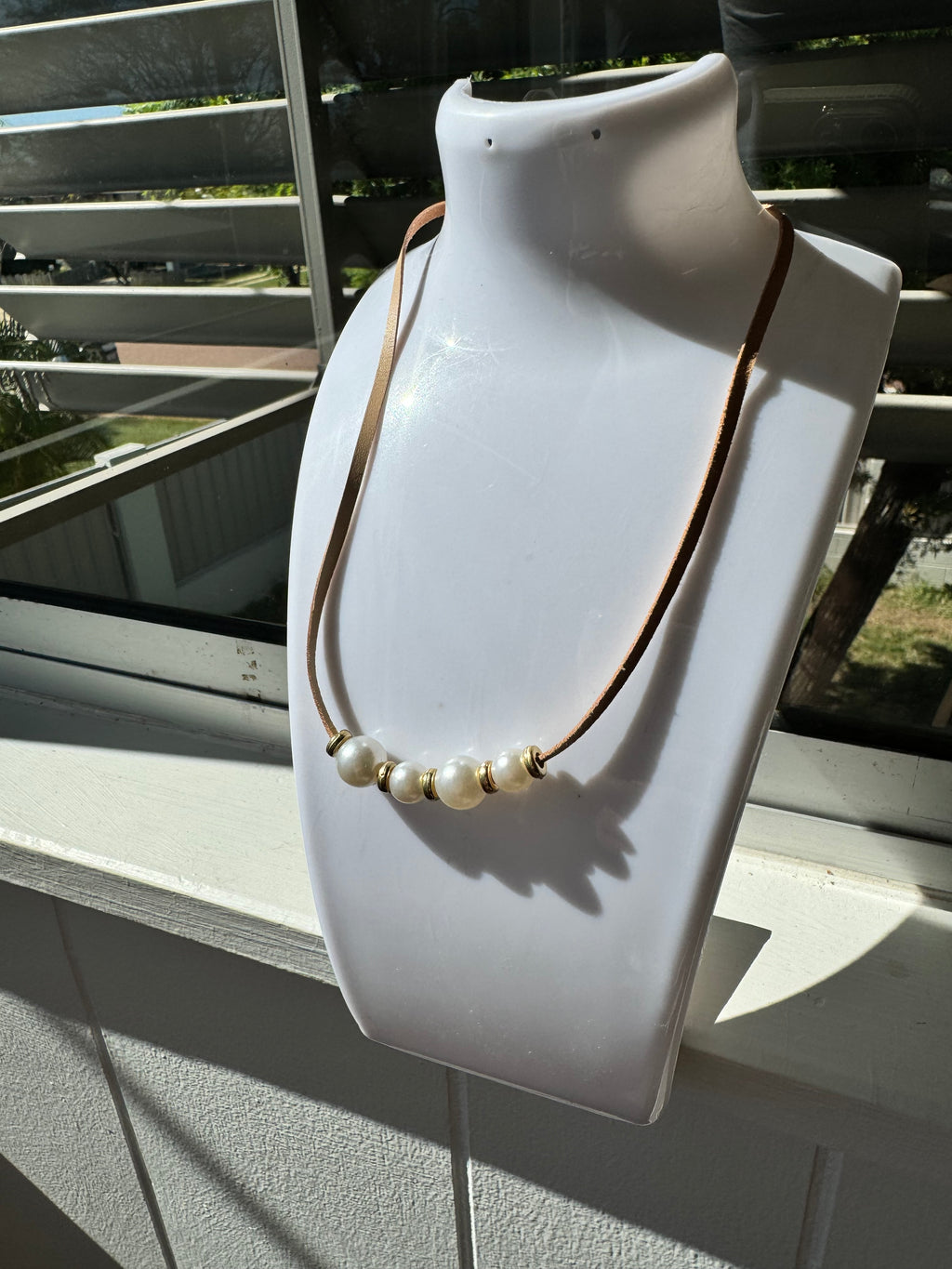 Tan Pearl Choker Necklace