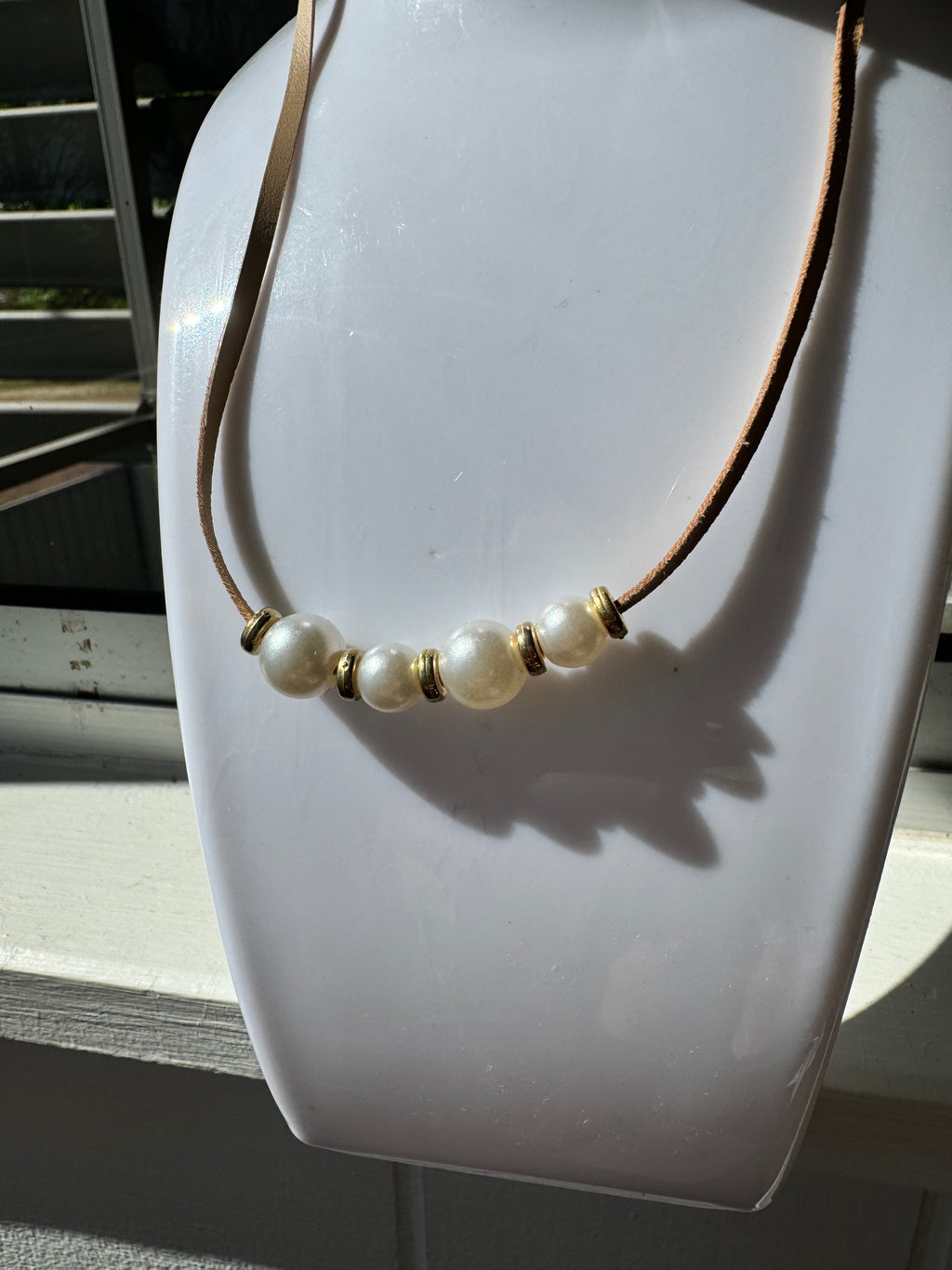 Tan Pearl Choker Necklace