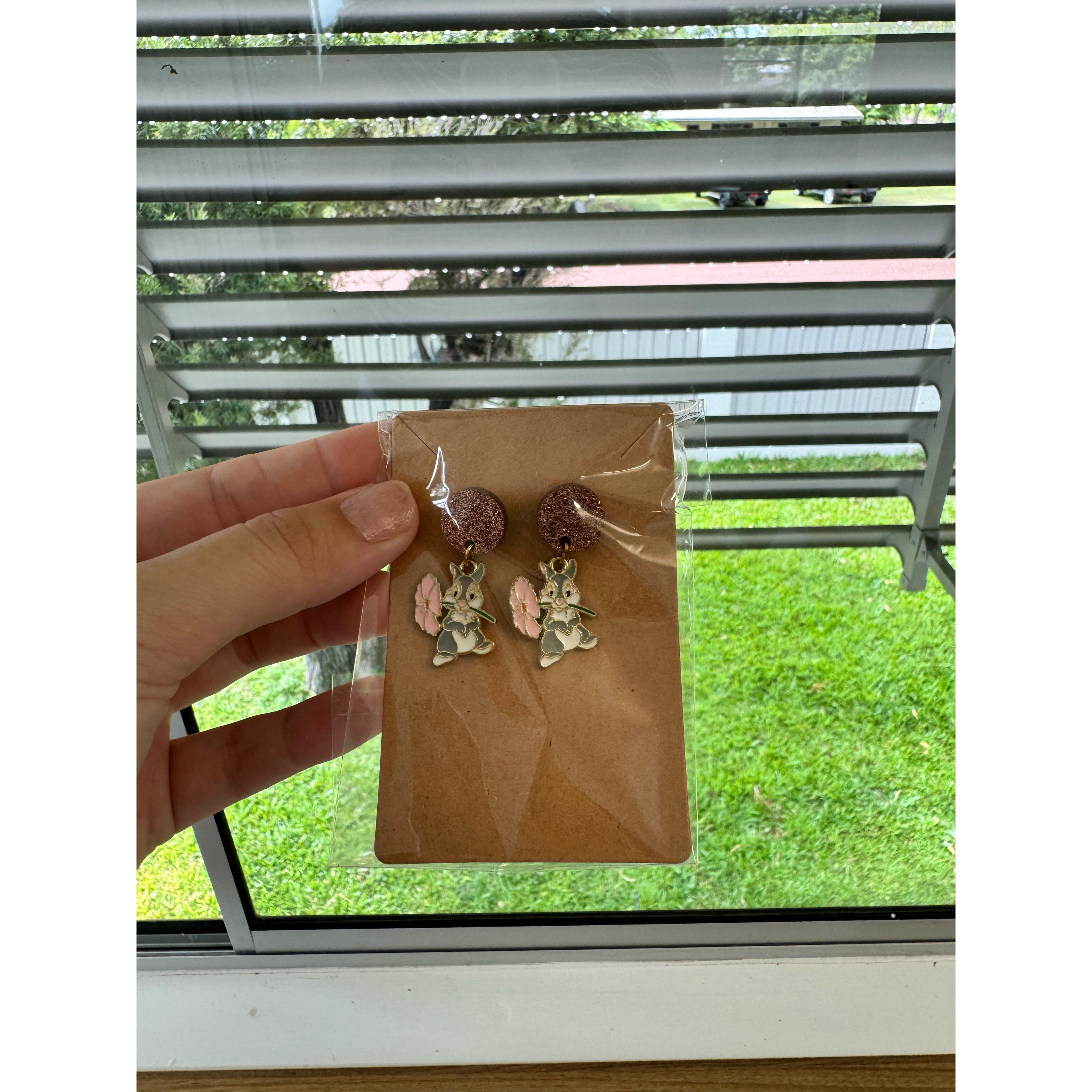 Brown Glitter with Thumper Dangle